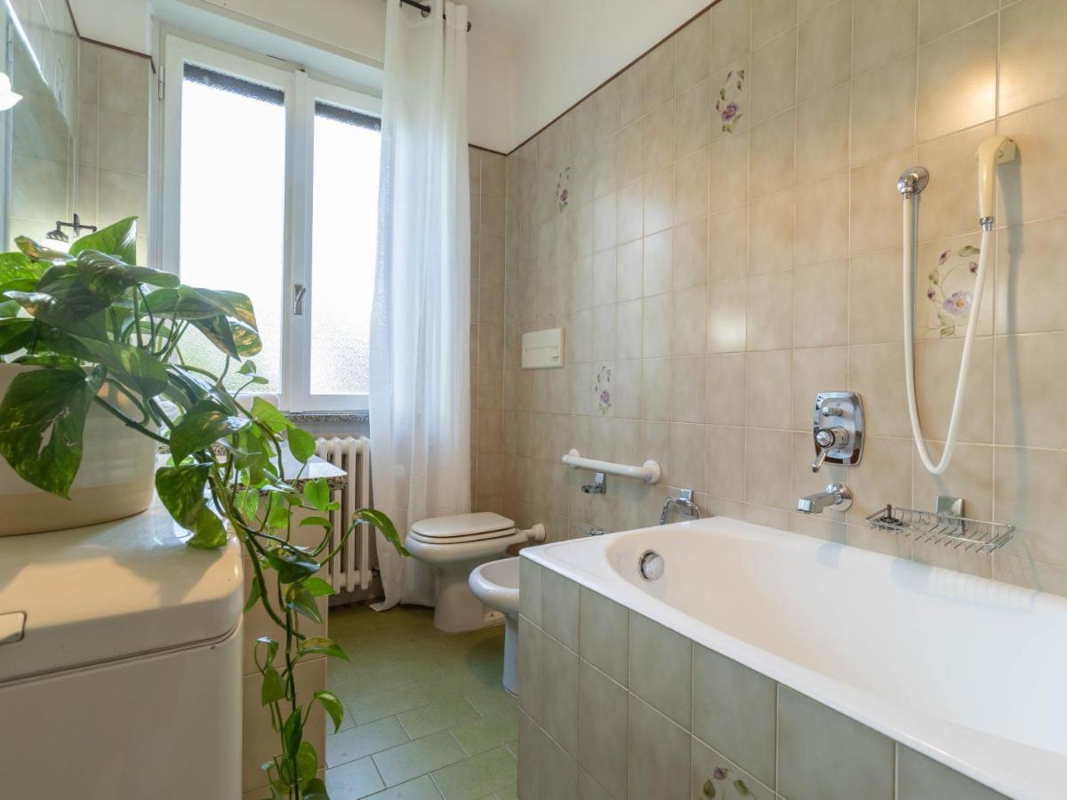 Mamma Ciccia Holiday Home - Mountains & Lake Mandello del Lario Bagian luar foto
